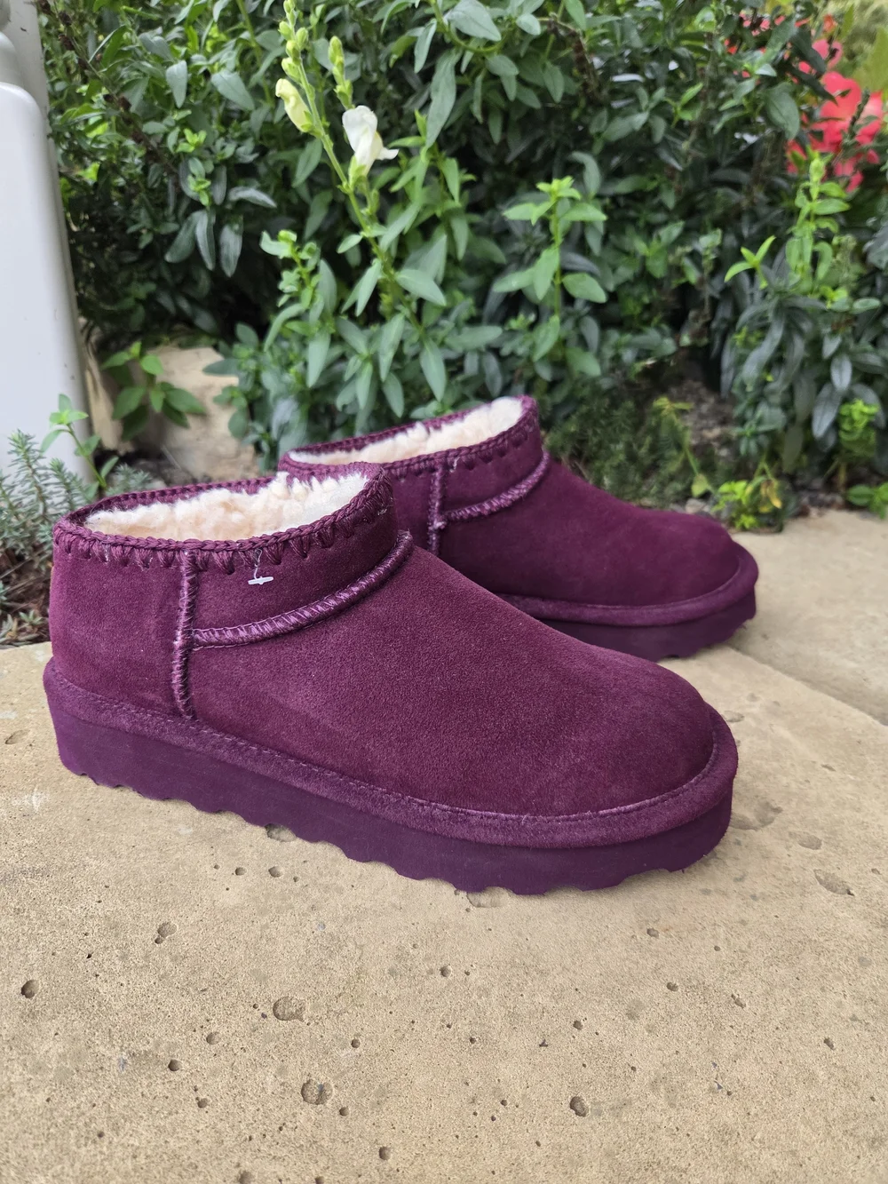 Bearpaw Lana Suede Ankle Bootie  Color:Eggplant Size:8  (NWOT)